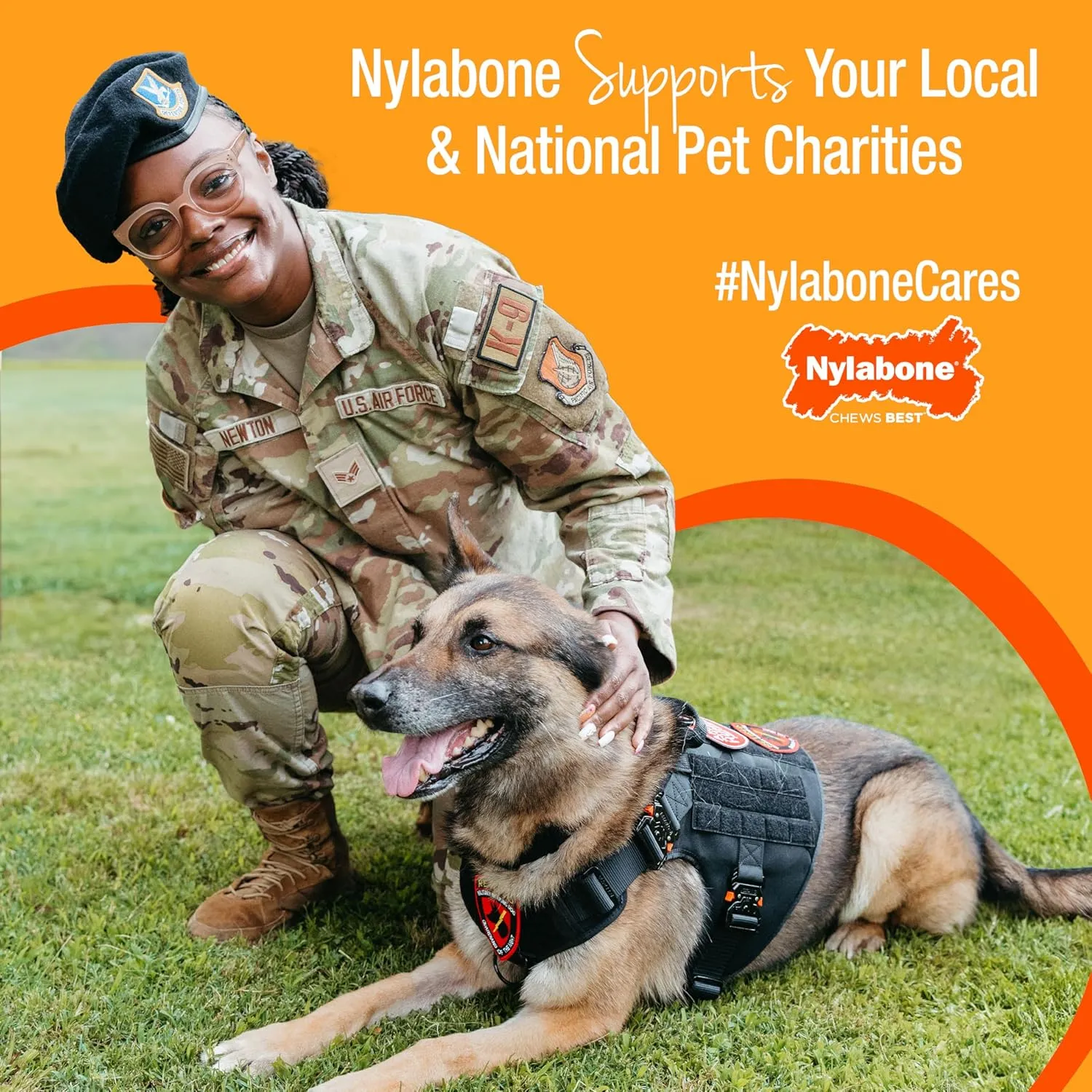 Nylabone Nubz Natural Edible Dog Chew Treats for Small Dogs, Long Lasting Dog Bones Made in USA, Chicken Flavor Dental Chews, for Dogs Up to 25 lbs. (8 Count)